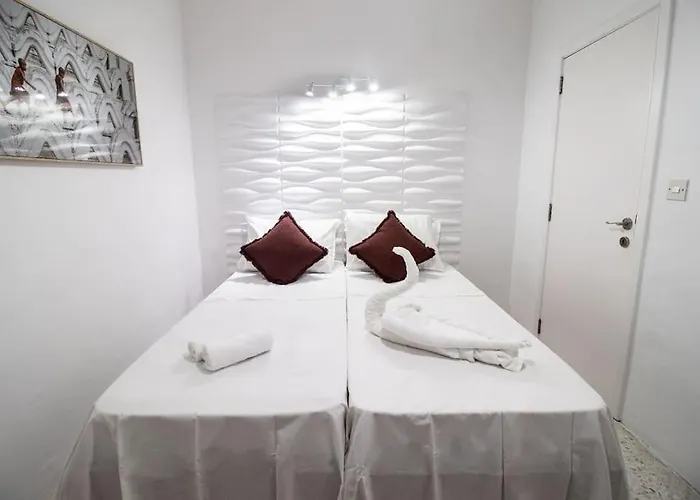 アパート Brant スリーマ